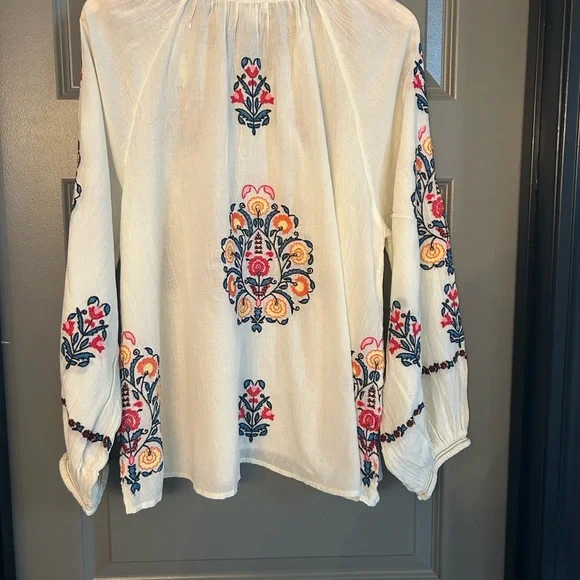Sundance Catalog Emile Embroidered Blouse size L - Picture 2 of 8